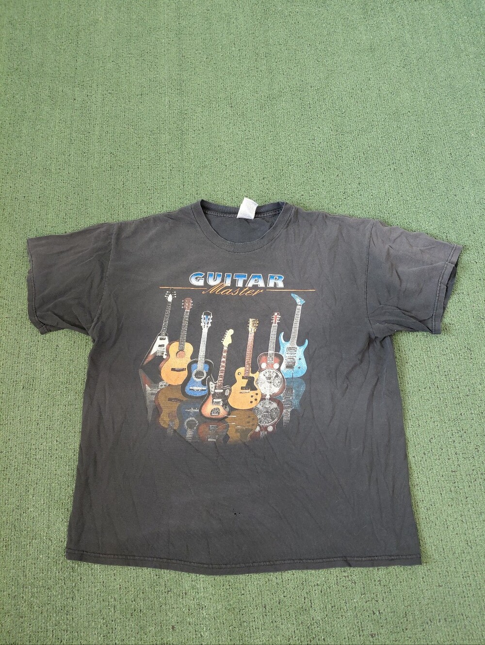 VINTAGE 2005 Guitar Master Acoustic Electric Guitars Collage Music Black T Shirt